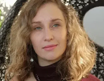 Макарова Юлия